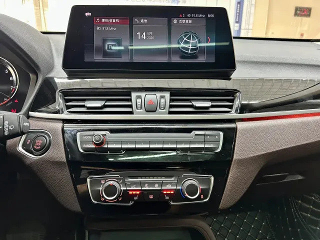 BMW X1 — Фото автомобиля 16