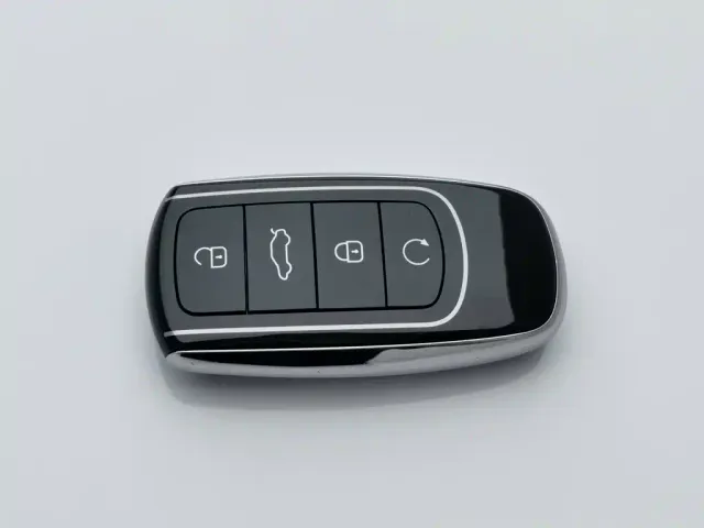 Chery Tiggo 8 — Фото автомобиля 19