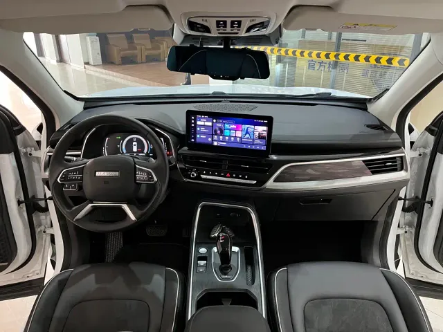 Haval H6 — Фото автомобиля 11