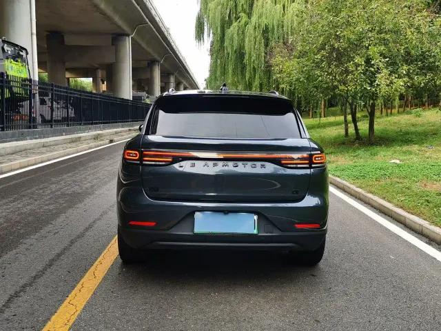 Leapmotor C11 — Фото автомобиля 5
