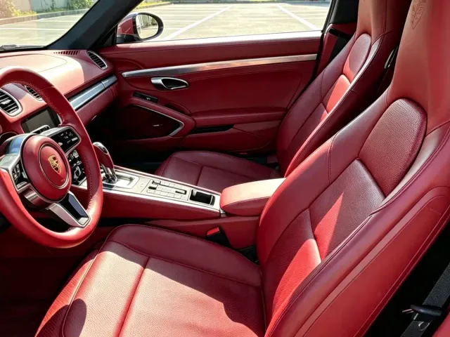 Porsche 718 — Фото автомобиля 9