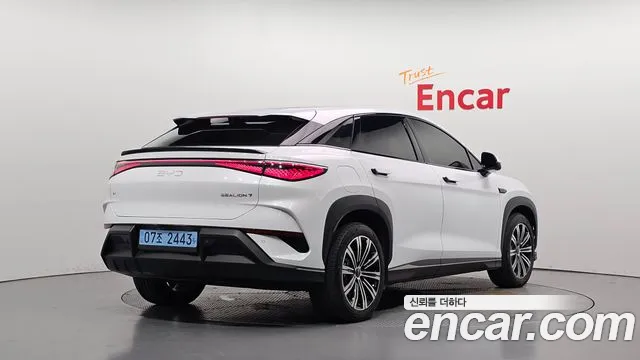 BYD Sealion 7 — Фото автомобиля 2