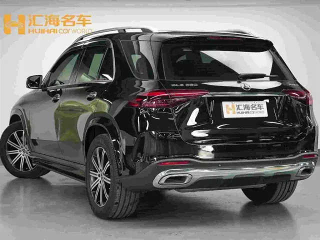 Mercedes-Benz GLE-Class — Фото автомобиля 3