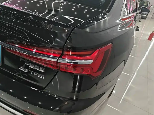 Audi A6L — Фото автомобиля 7