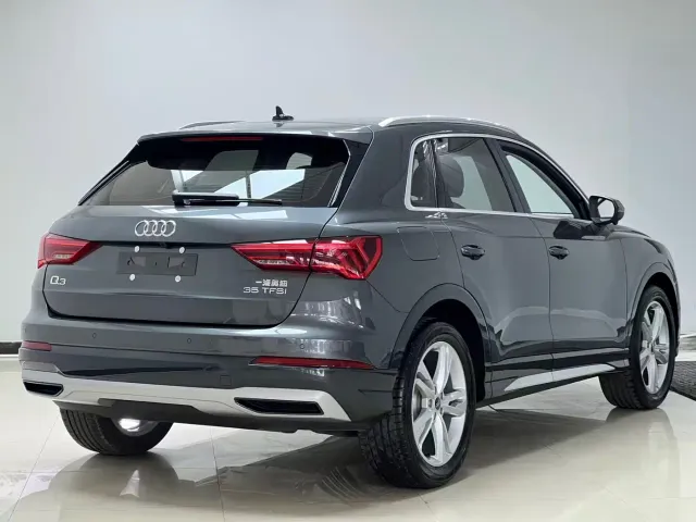 Audi Q3 — Фото автомобиля 6