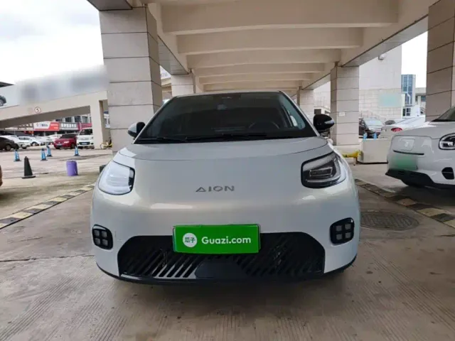 GAC Aion UT — Фото автомобиля 2