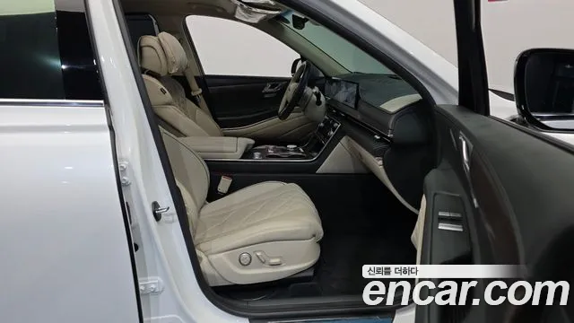 Genesis GV80 — Фото автомобиля 17
