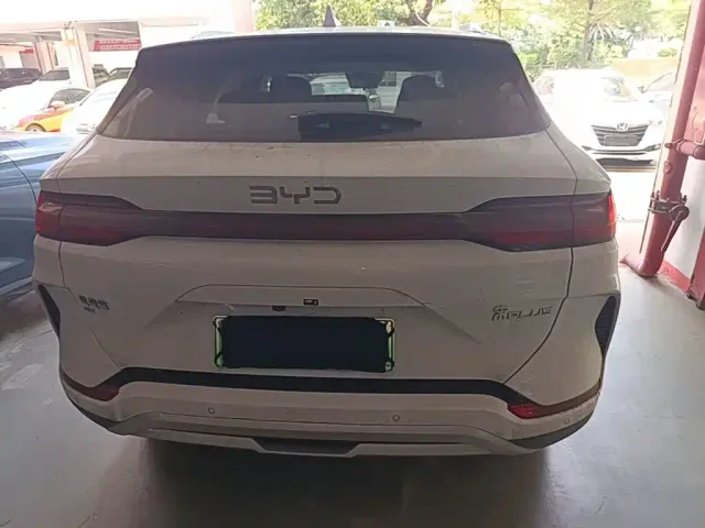BYD Song PLUS — Фото автомобиля 5