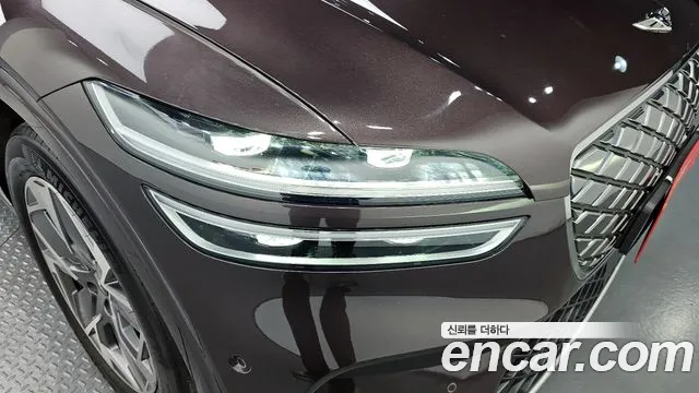 Genesis GV70 — Фото автомобиля 21