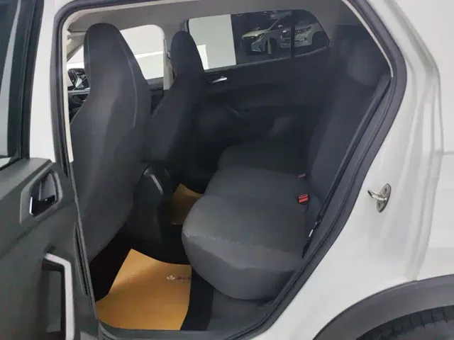 Volkswagen T-Cross — Фото автомобиля 11