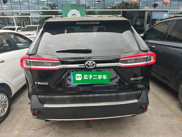 Toyota Wildlander — Фото автомобиля 5