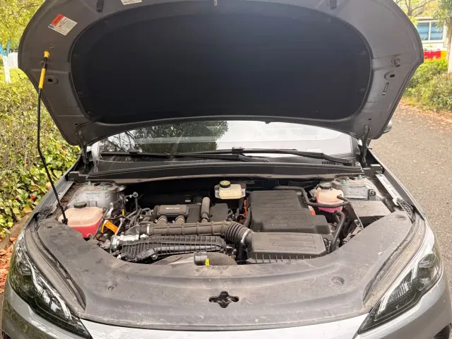 BYD Seal 05 DM-i — Фото автомобиля 15