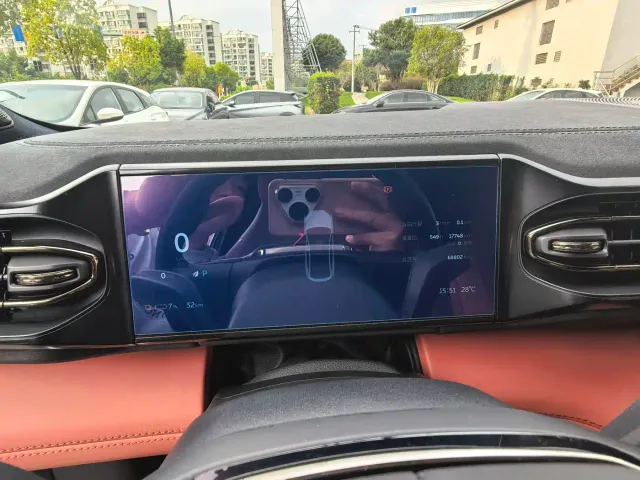 Nio EC6 — Фото автомобиля 7
