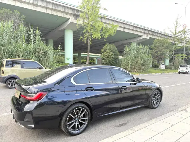 BMW 3 Series — Фото автомобиля 7