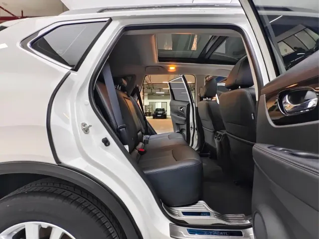 Nissan X-Trail — Фото автомобиля 9