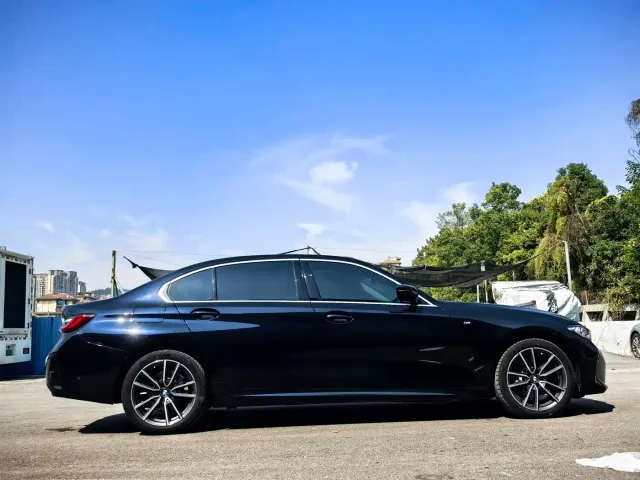 BMW 3 Series — Фото автомобиля 16