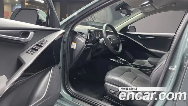 Kia Niro The All New Niro Signature — Фото автомобиля 10