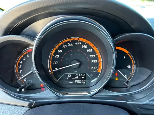 Toyota YARiS L Zhi Xuan — Фото автомобиля 11