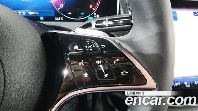 Mercedes-Benz E-Class — Фото автомобиля 12