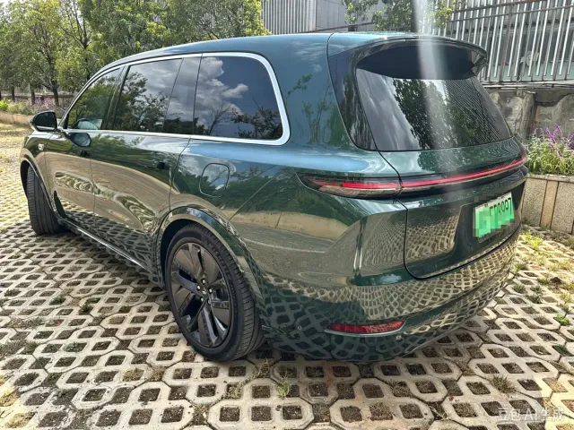 Li Auto Li Xiang L9 2022 Max — Фото автомобиля 6