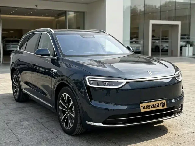 Aito M7 — Фото автомобиля 7
