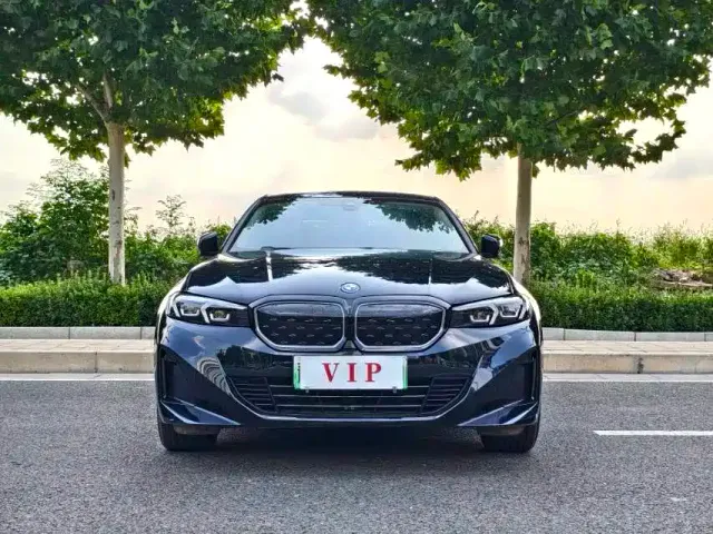 BMW i3 — Фото автомобиля 2