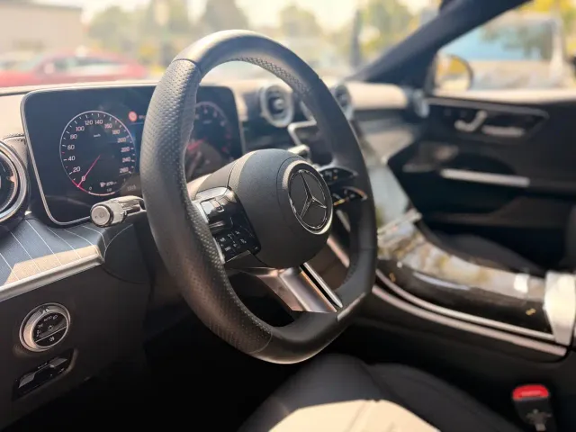 Mercedes-Benz C-Class — Фото автомобиля 15