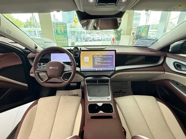 BYD Seal 07 EV — Фото автомобиля 7