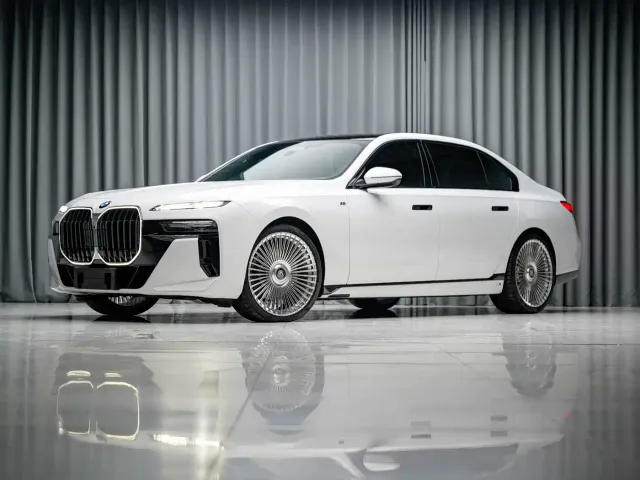 BMW 7 Series — Фото автомобиля 3