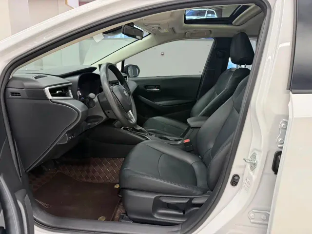 Toyota Corolla — Фото автомобиля 7