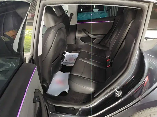 Tesla Model 3 2023 Rear-Wheel Drive — Фото автомобиля 16