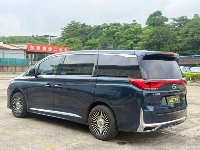 GAC Trumpchi M8 — Фото автомобиля 6