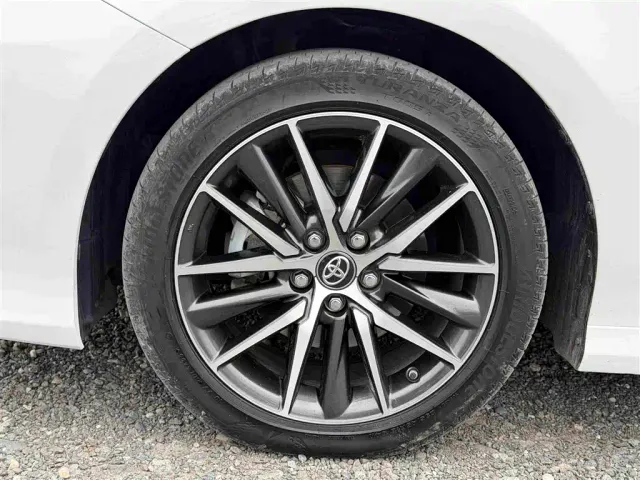 Toyota Camry — Фото автомобиля 14