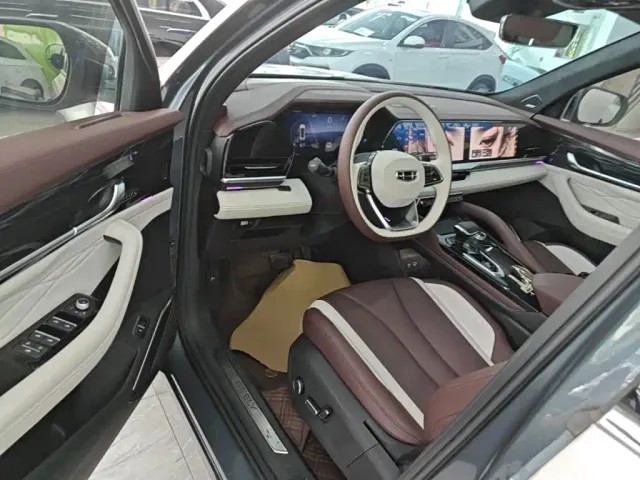 Geely Xingyue L — Фото автомобиля 15