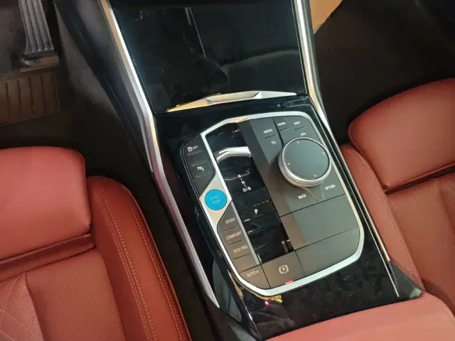 BMW i3 — Фото автомобиля 13