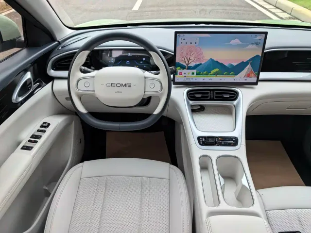 Geely Starry Wish — Фото автомобиля 13