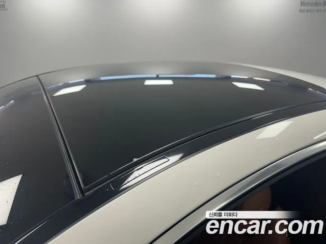 Mercedes-Benz E-Class — Фото автомобиля 12