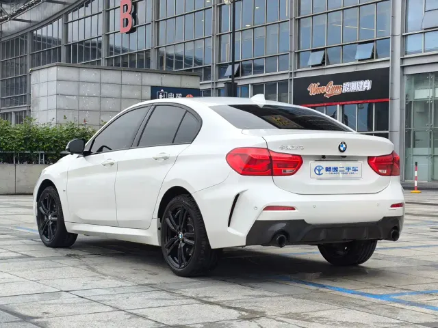 BMW 1 Series — Фото автомобиля 4