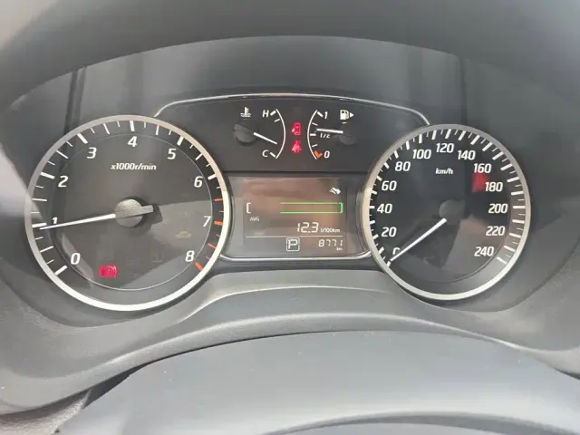 Nissan Sylphy — Фото автомобиля 14