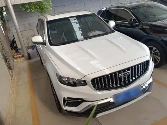 Geely Boyue — Фото автомобиля 3
