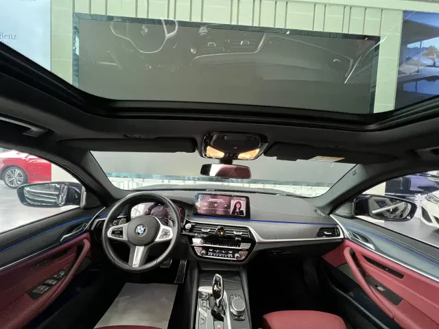 BMW 5 Series — Фото автомобиля 24