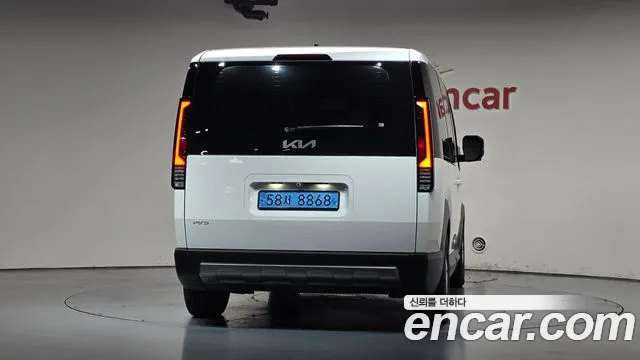 Kia PV5 — Фото автомобиля 4