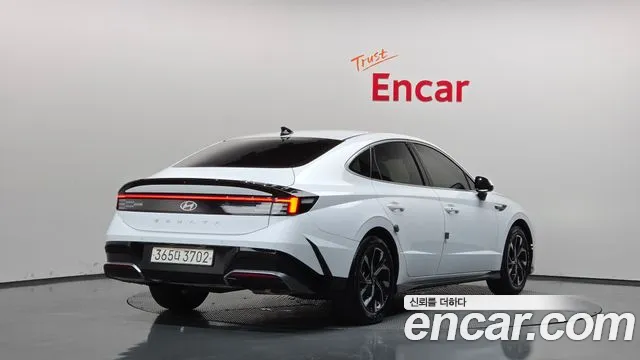 Hyundai Sonata — Фото автомобиля 2