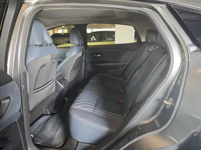 Nissan Ariya — Фото автомобиля 5