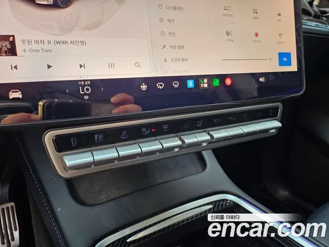 Tesla Model Y — Фото автомобиля 18