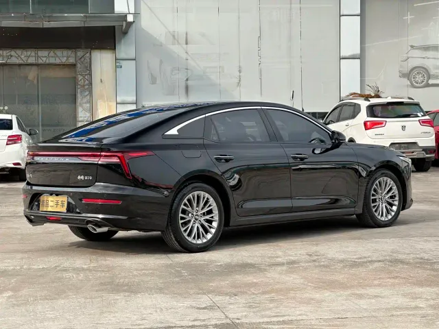 Bestune B70 — Фото автомобиля 10