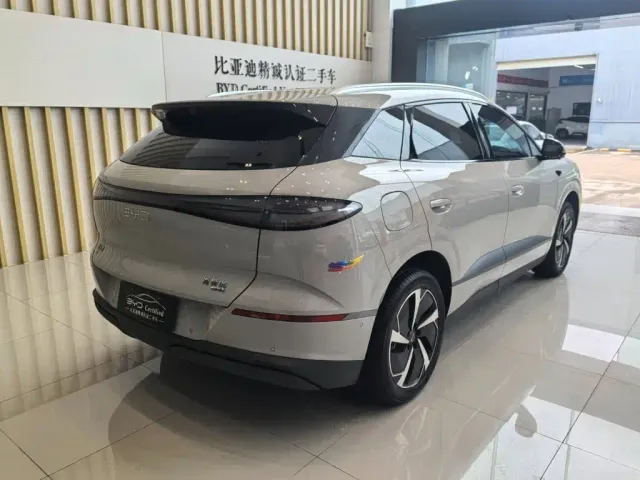 BYD Sealion 06 — Фото автомобиля 6