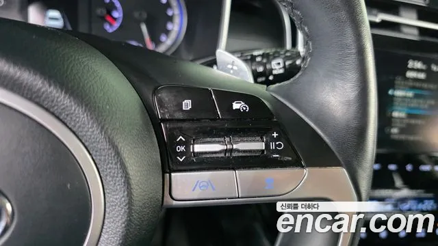 Hyundai Tucson Tucson (NX4) Бензин 1.6 турбо 2WD — Фото автомобиля 19