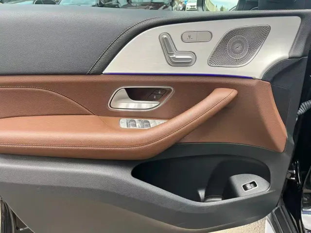 Mercedes-Benz GLE-Class — Фото автомобиля 19