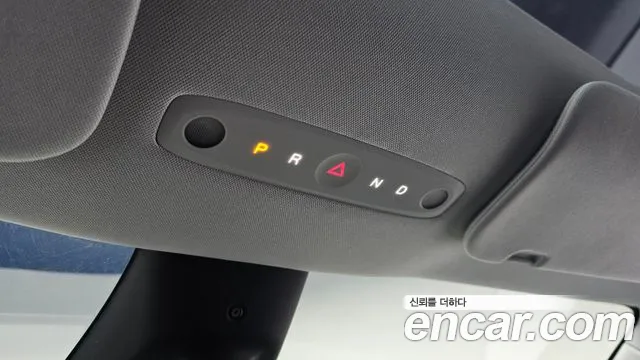 Tesla Model Y — Фото автомобиля 12